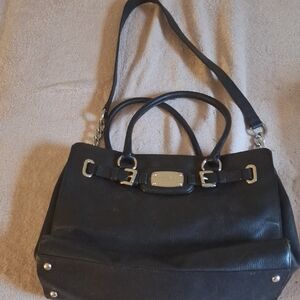 VINTAGE-Chic Black Shoulder Bag for Women